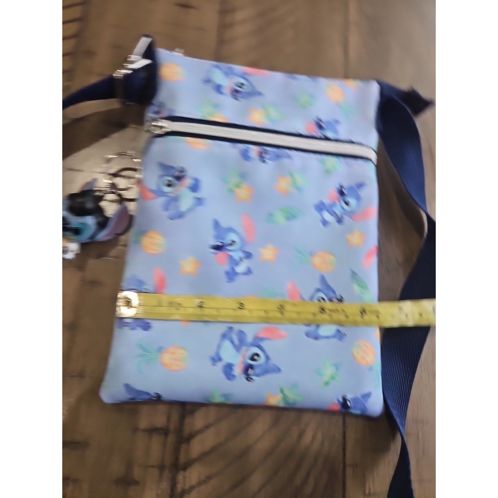 Disney Loungefly Bag Lilo & Stitch Blue Floral Crossbody Passport Zip Charm - Picture 7 of 11